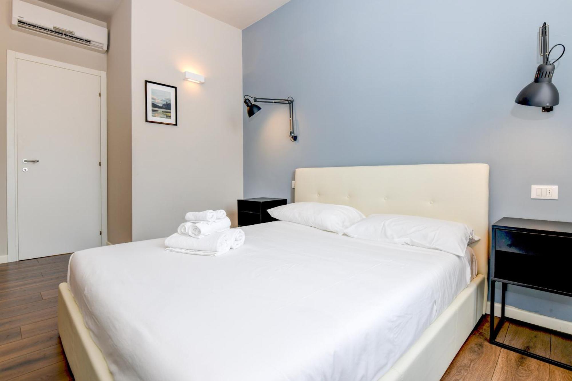Desenzanoloft Official Partner Marriott Homes & Villas - Jack'S Penthouse Десенцано дел Гарда Екстериор снимка