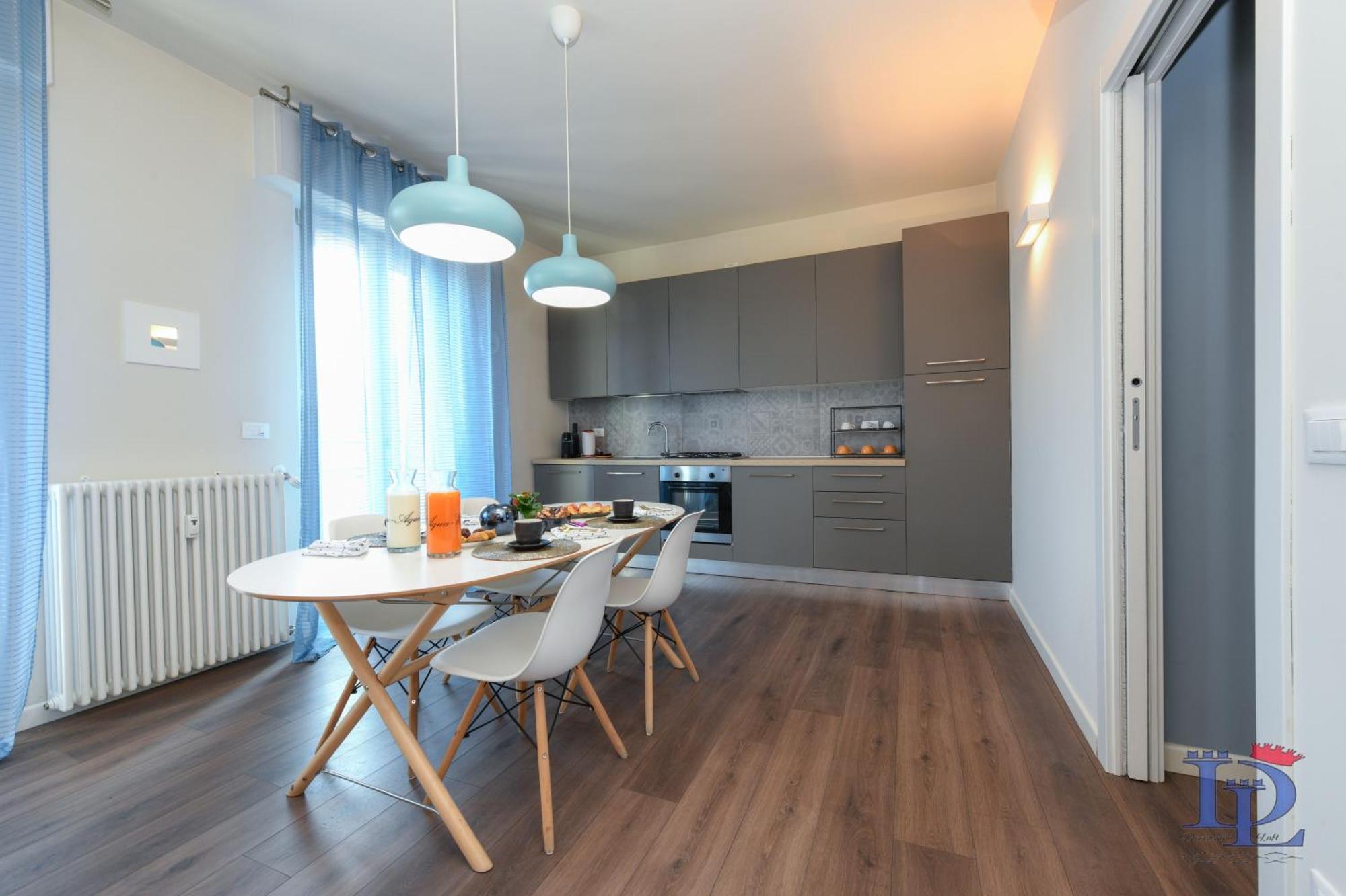 Desenzanoloft Official Partner Marriott Homes & Villas - Jack'S Penthouse Десенцано дел Гарда Екстериор снимка